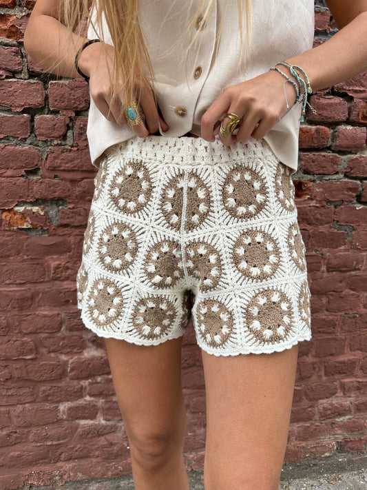 Crocheted short